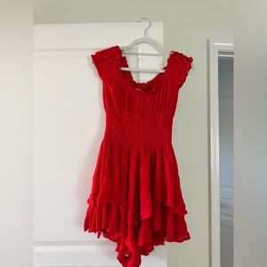 Princess Polly trendy romper, looks like a dress. Only worn once and is comfy